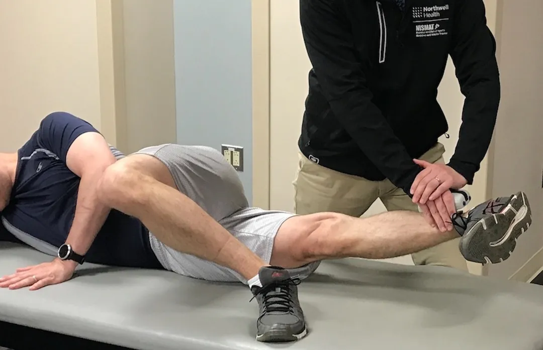  Hip Adduction